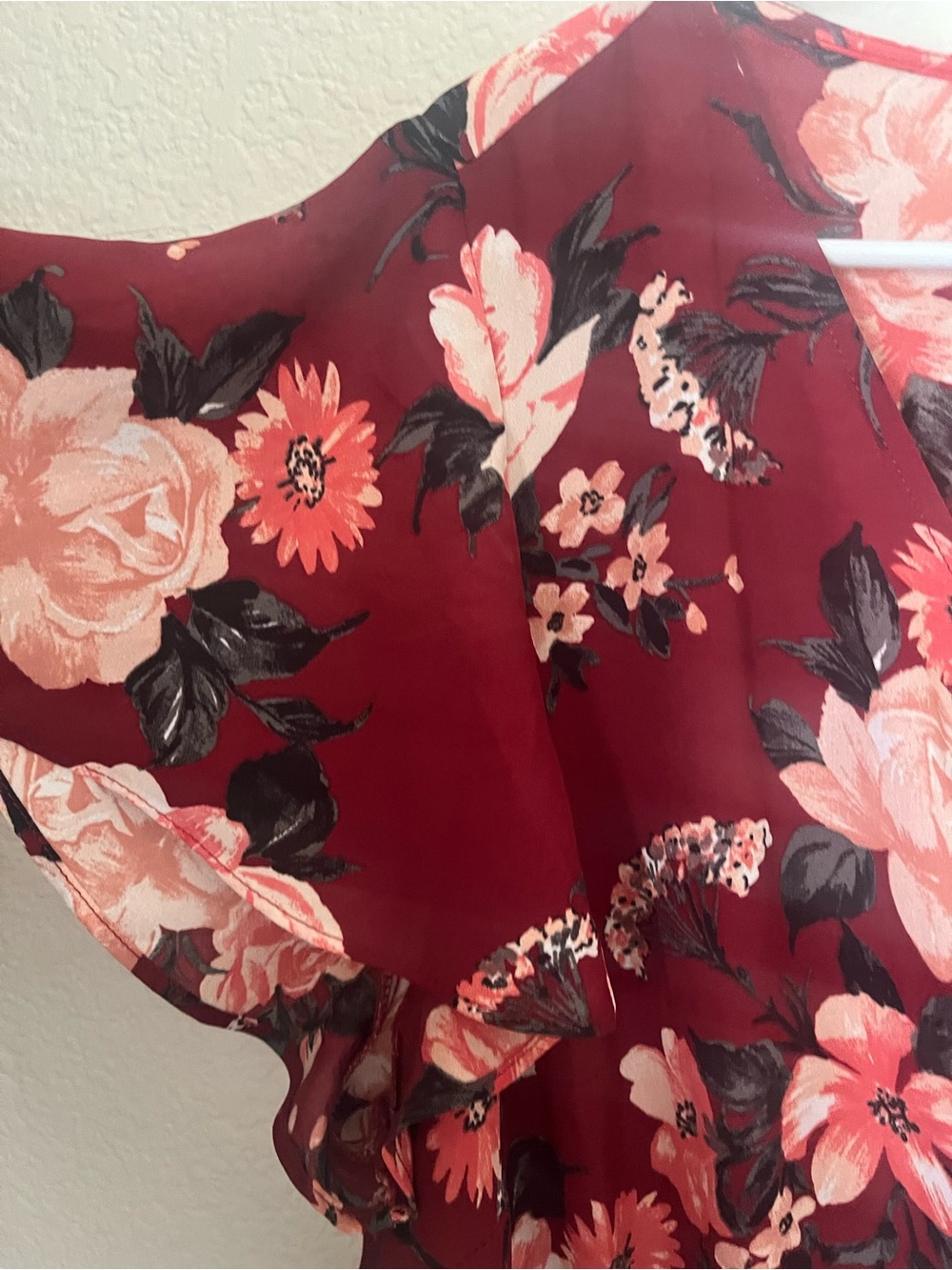torrid Maroon Floral V-Neck Ruffle Sleeve Blouse - Picture 6 of 6
